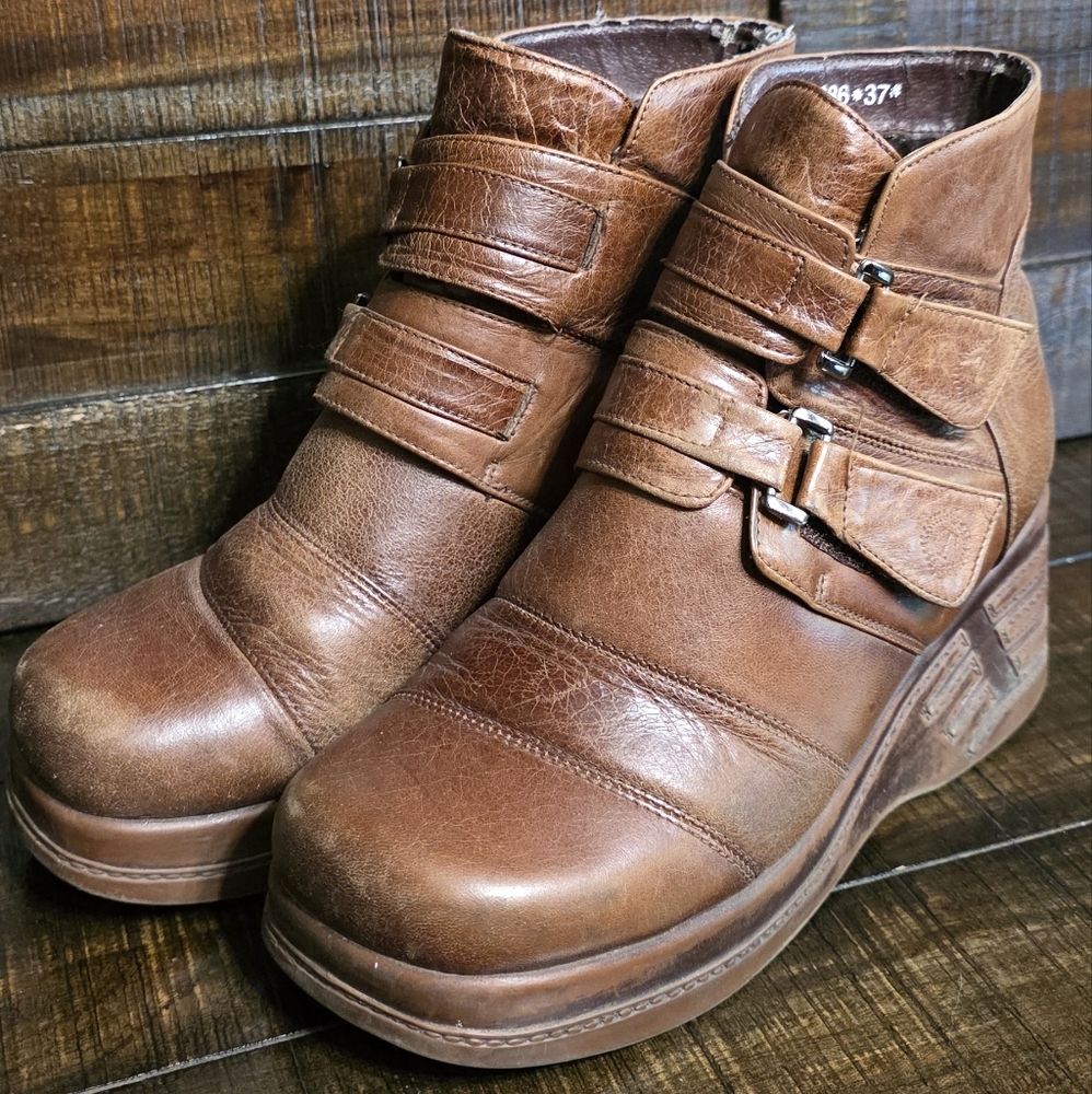 Cosplay Dwarf Renaissance Faire LARP Brown Chunky Wedged Shoes Womens Size 7